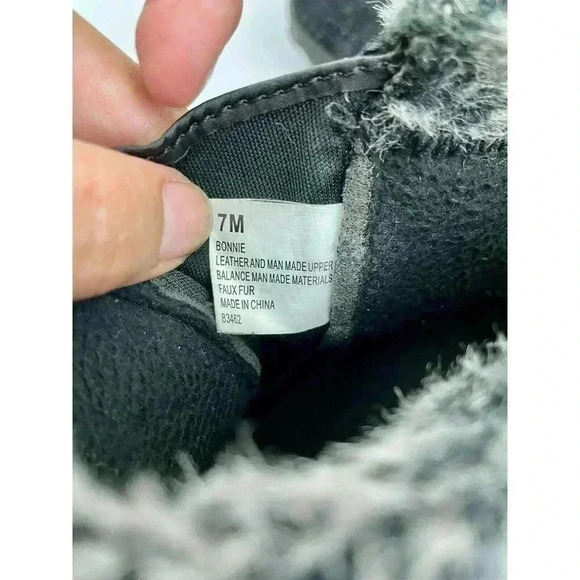 Black Faux Fur Suede Zip Ankle Boots Women’s US Size 7 Khombu - Picture 4 of 10